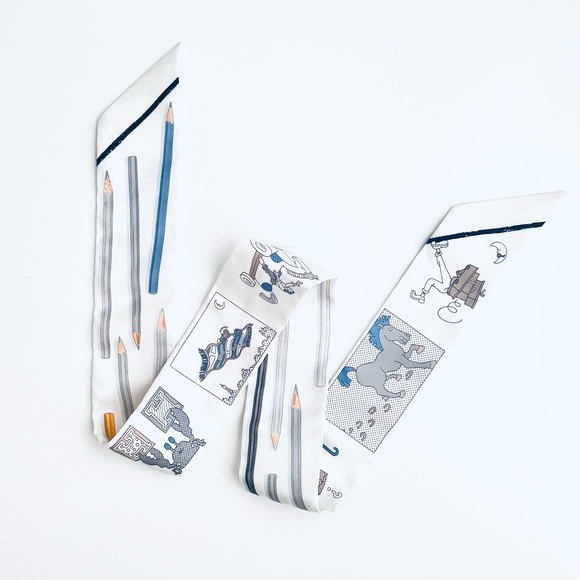 HERMES Silk Twilly